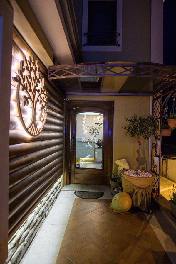 Albero Hotel Perama  Dış mekan fotoğraf