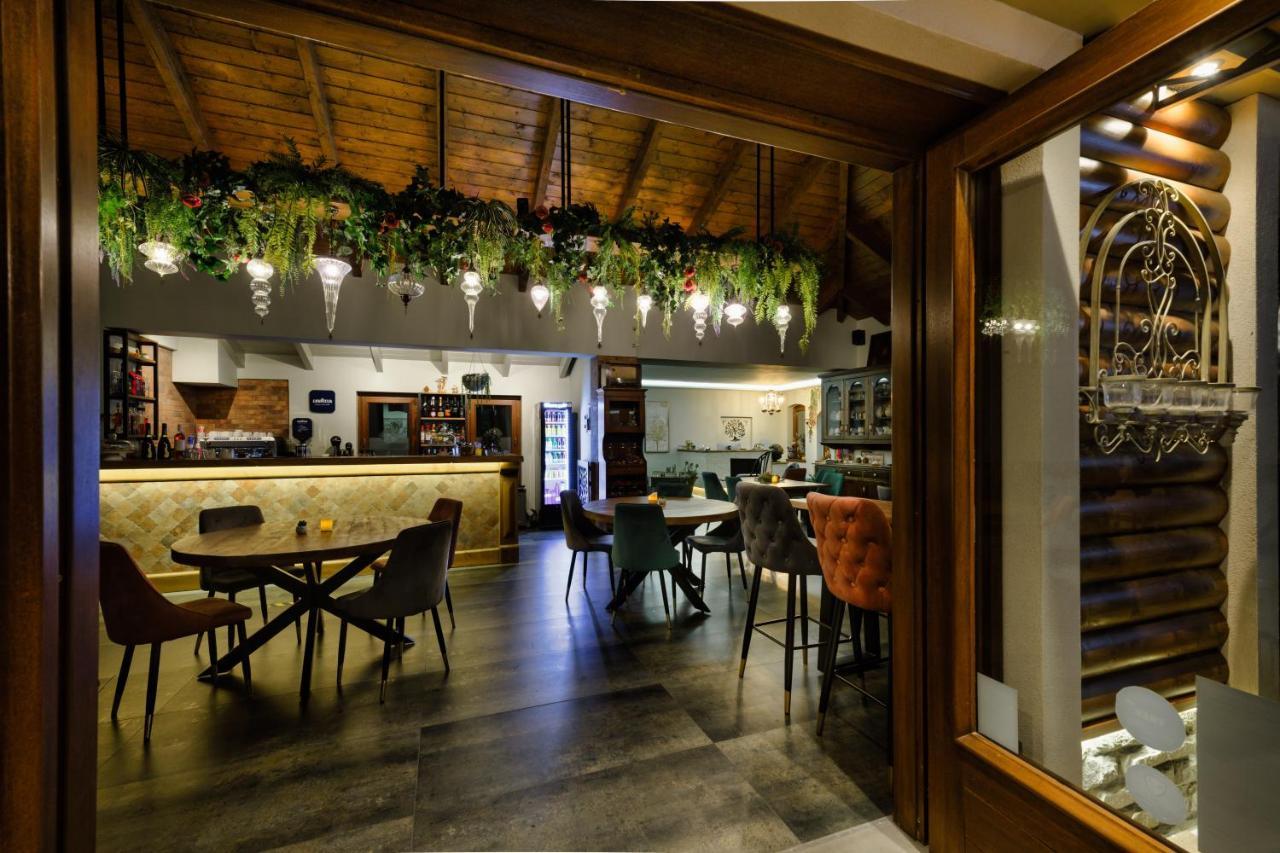 Albero Hotel Perama  Dış mekan fotoğraf
