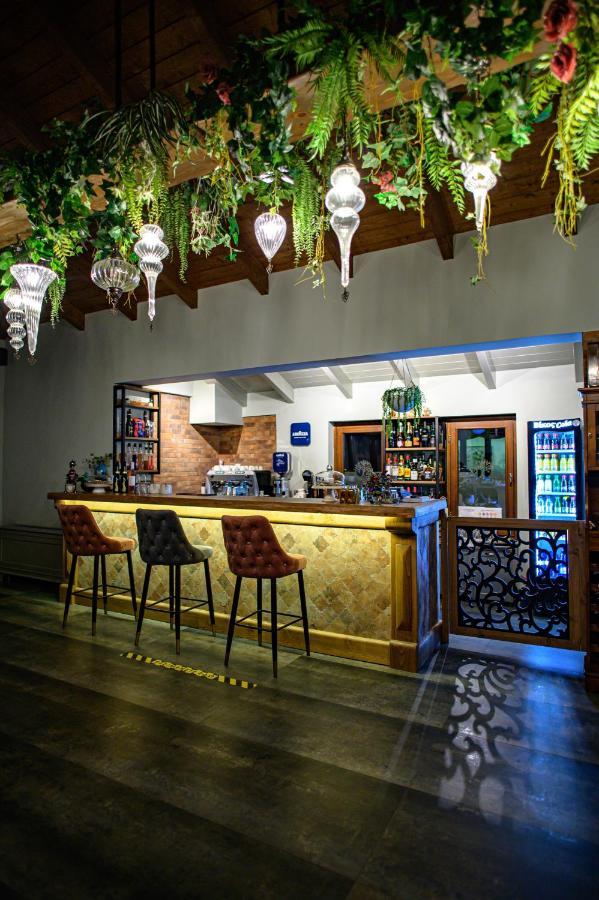 Albero Hotel Perama  Dış mekan fotoğraf